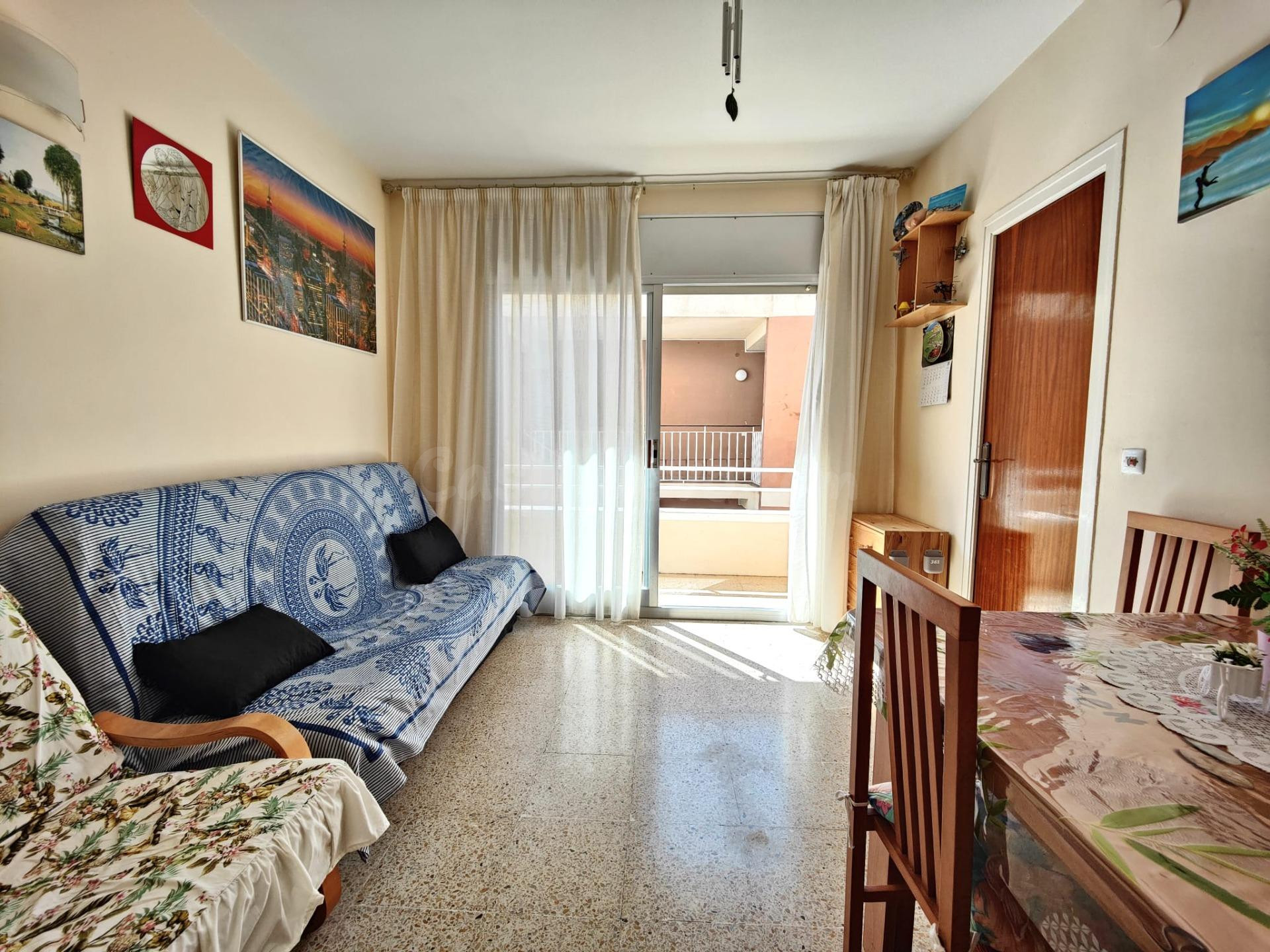Piso con dos habitaciones cerca del mar en Segur de Calafell