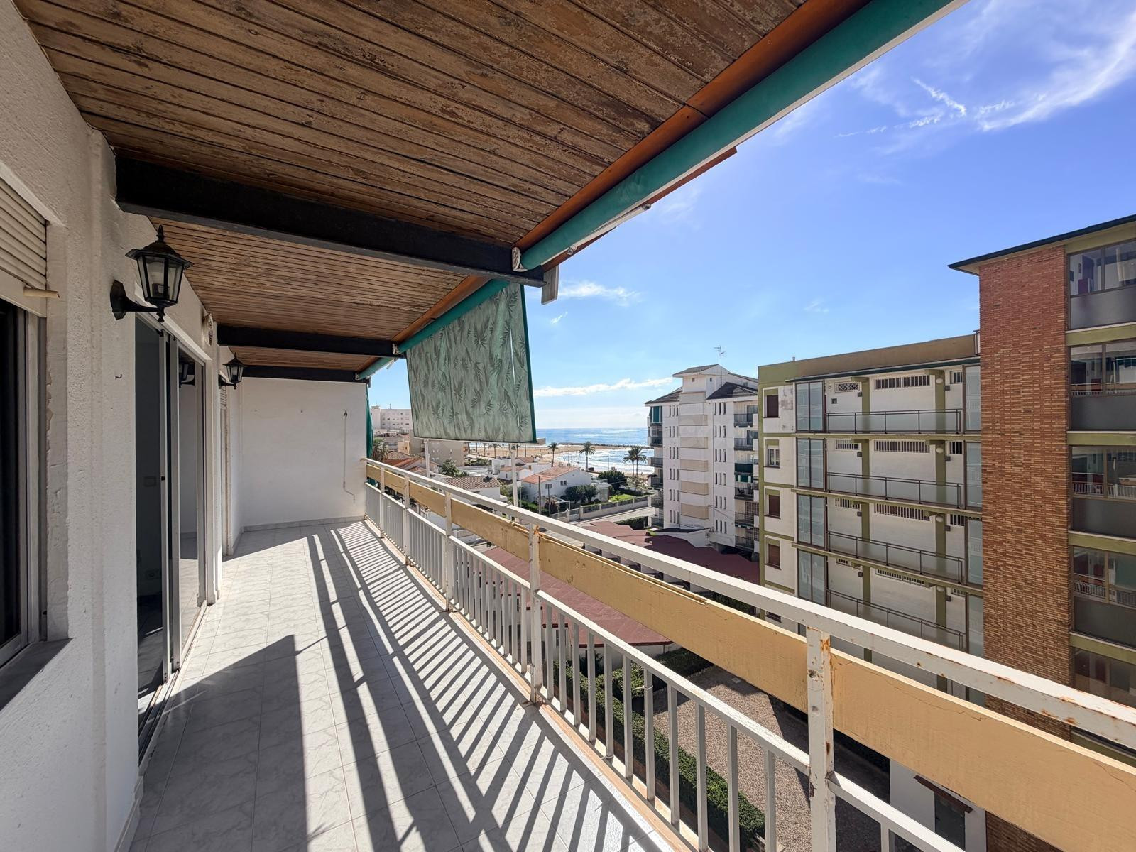 Vistas al mar, ascensor, parking y trastero