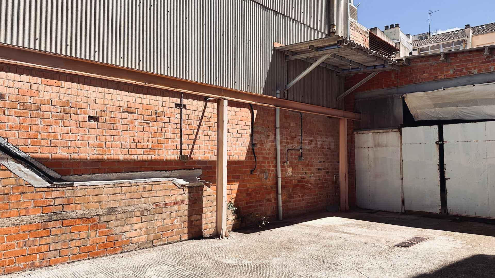 Se vende fantástico solar edificable en el B. Set Camíns-Igu - foto 2