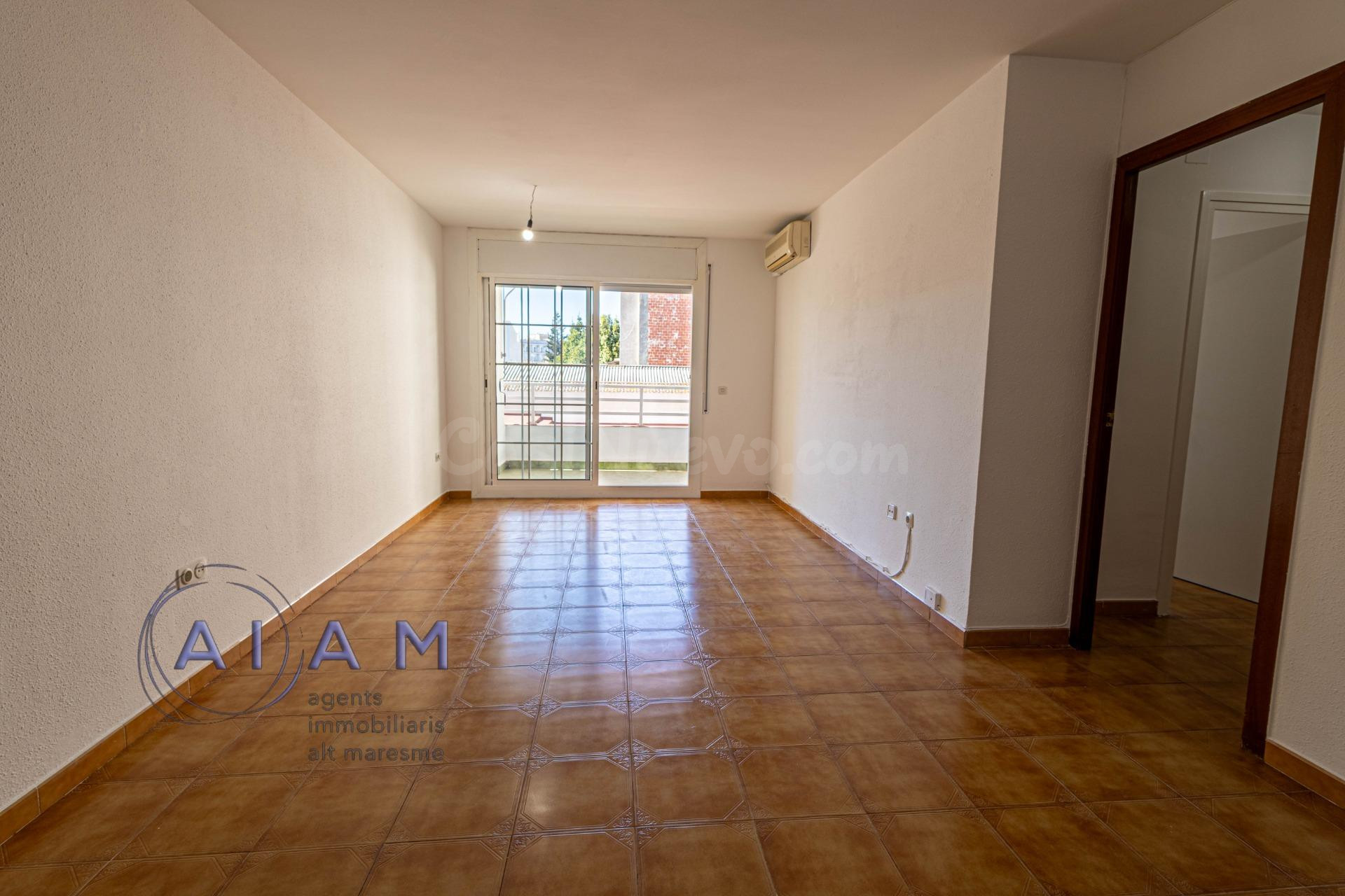 Piso muy céntrico con 4 habitaciones