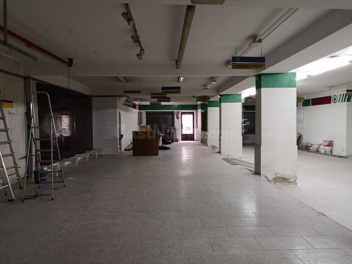 Local comercial 300m² en alquiler - Centro - foto 4