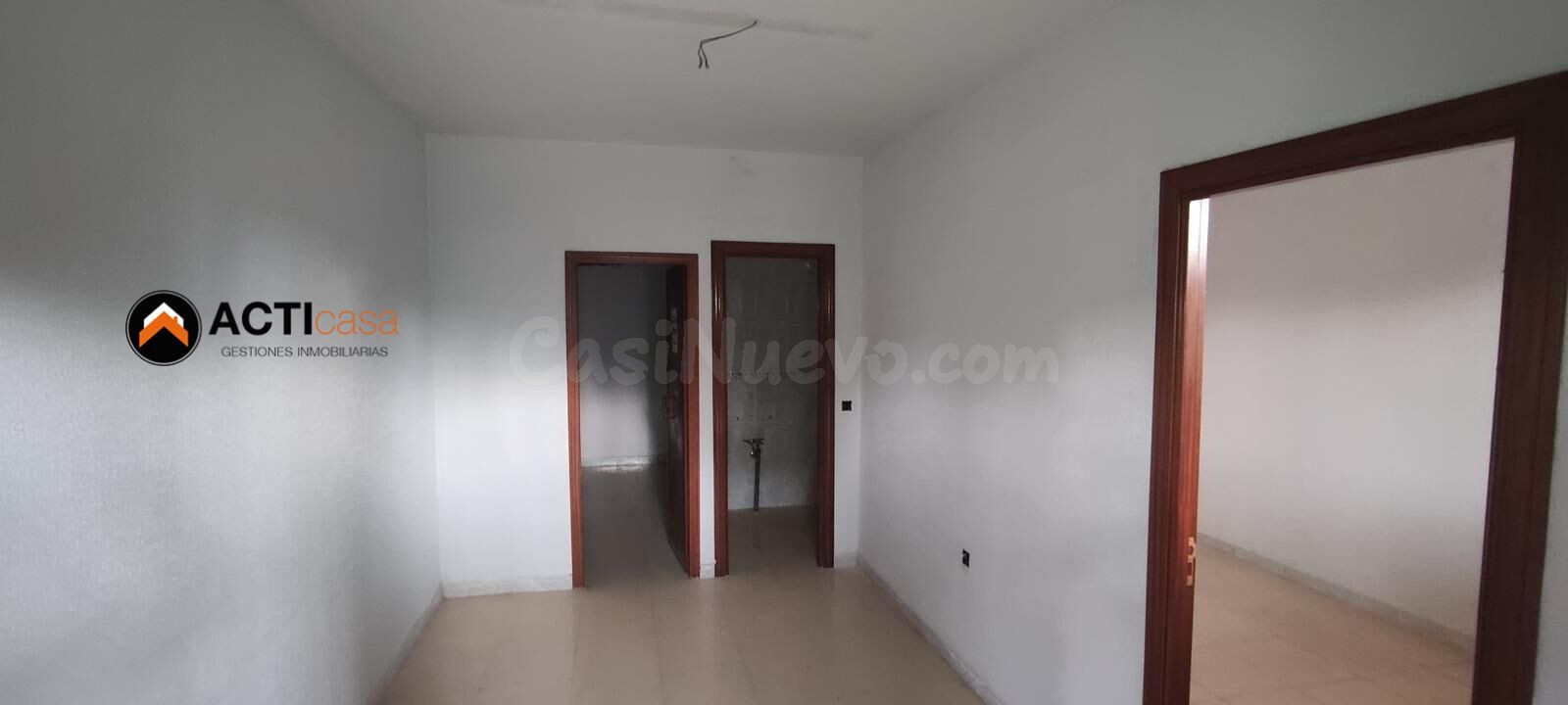LOCAL CON POSIBILIDAD DE CAMBIO DE USO - foto 3