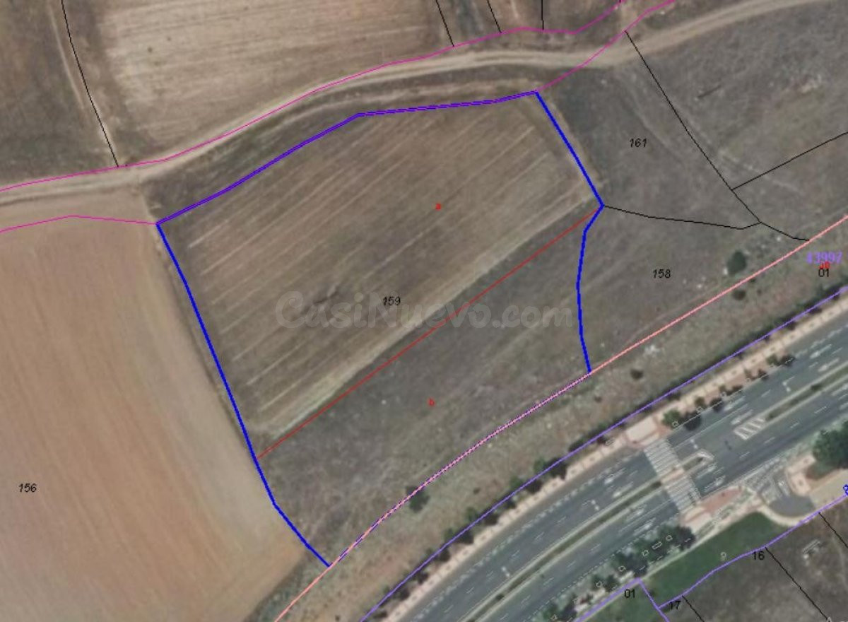 Urbis te ofrece una parcela en venta en zona Cementerio-Valhondo, Salamanca.