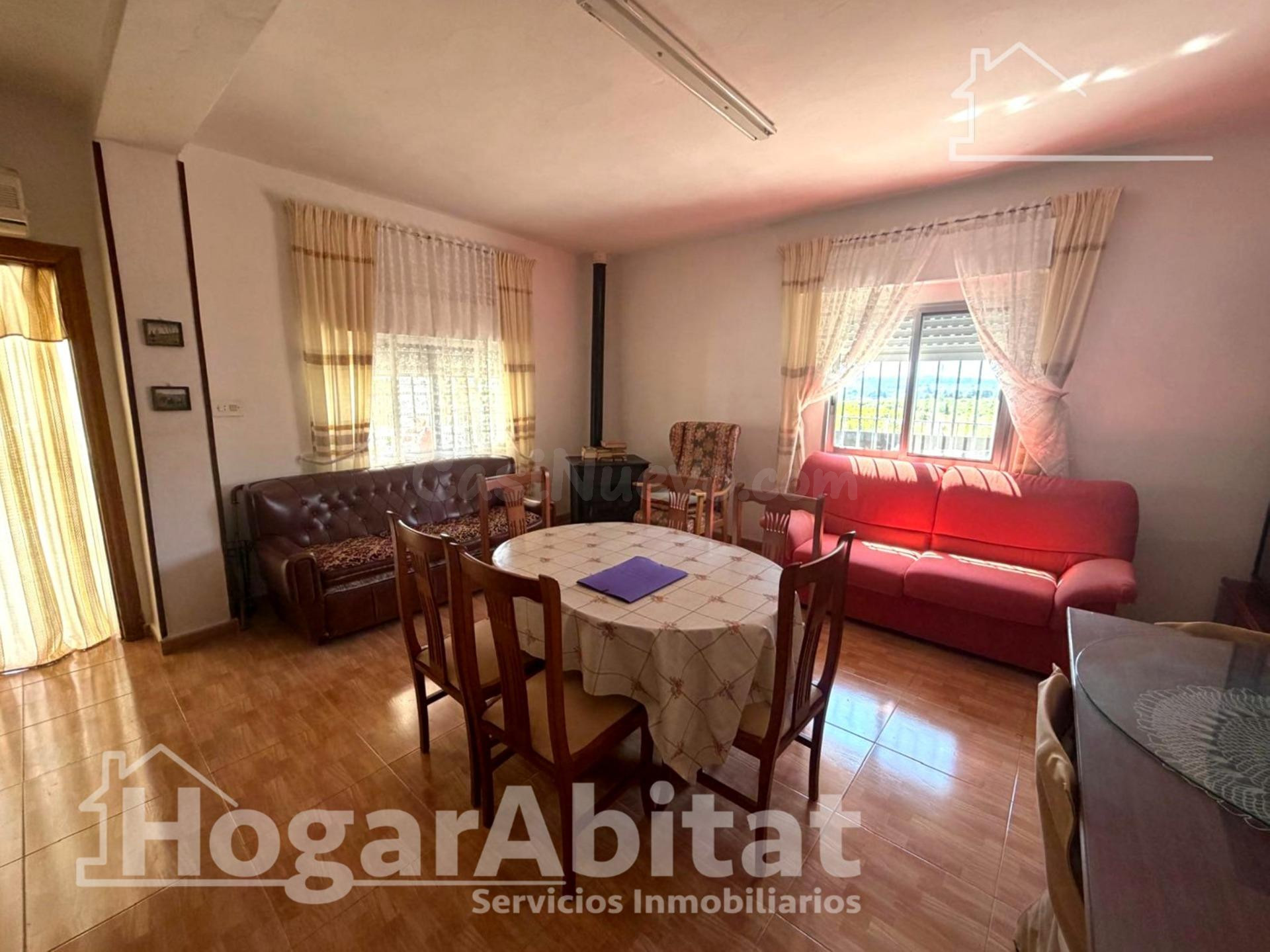 ¡VISTAS A LAS MONTAÑAS! CHALET CON TERRENO RÚSTICO, TERRAZA, - foto 4