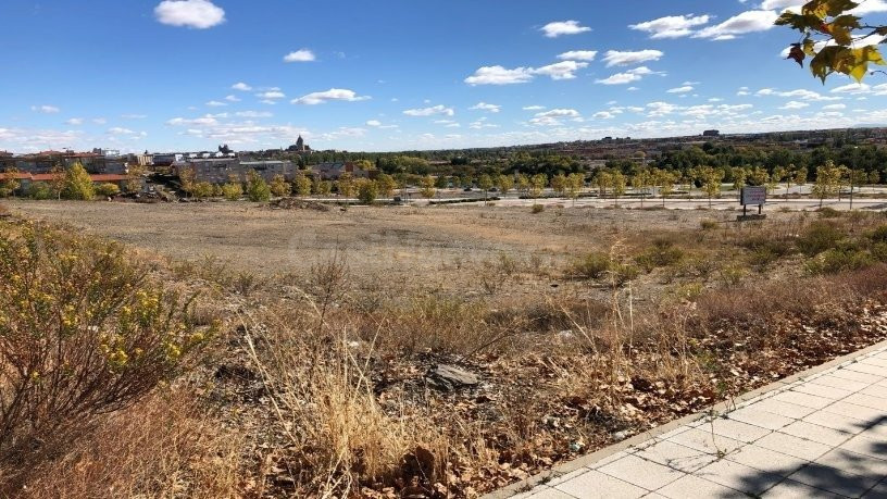 Urbis te ofrece un suelo urbano en venta en zona La Plata-Hu - foto 5