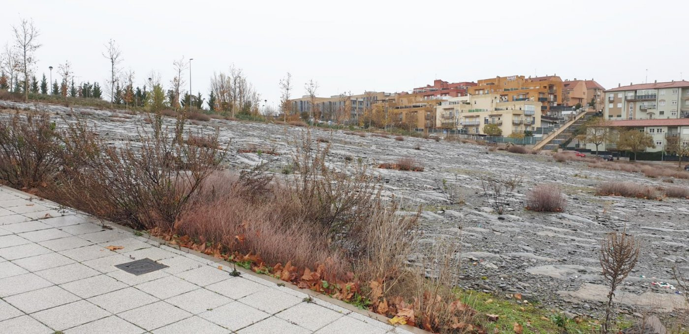 Urbis te ofrece un suelo urbano en venta en zona La Plata-Hu - foto 2
