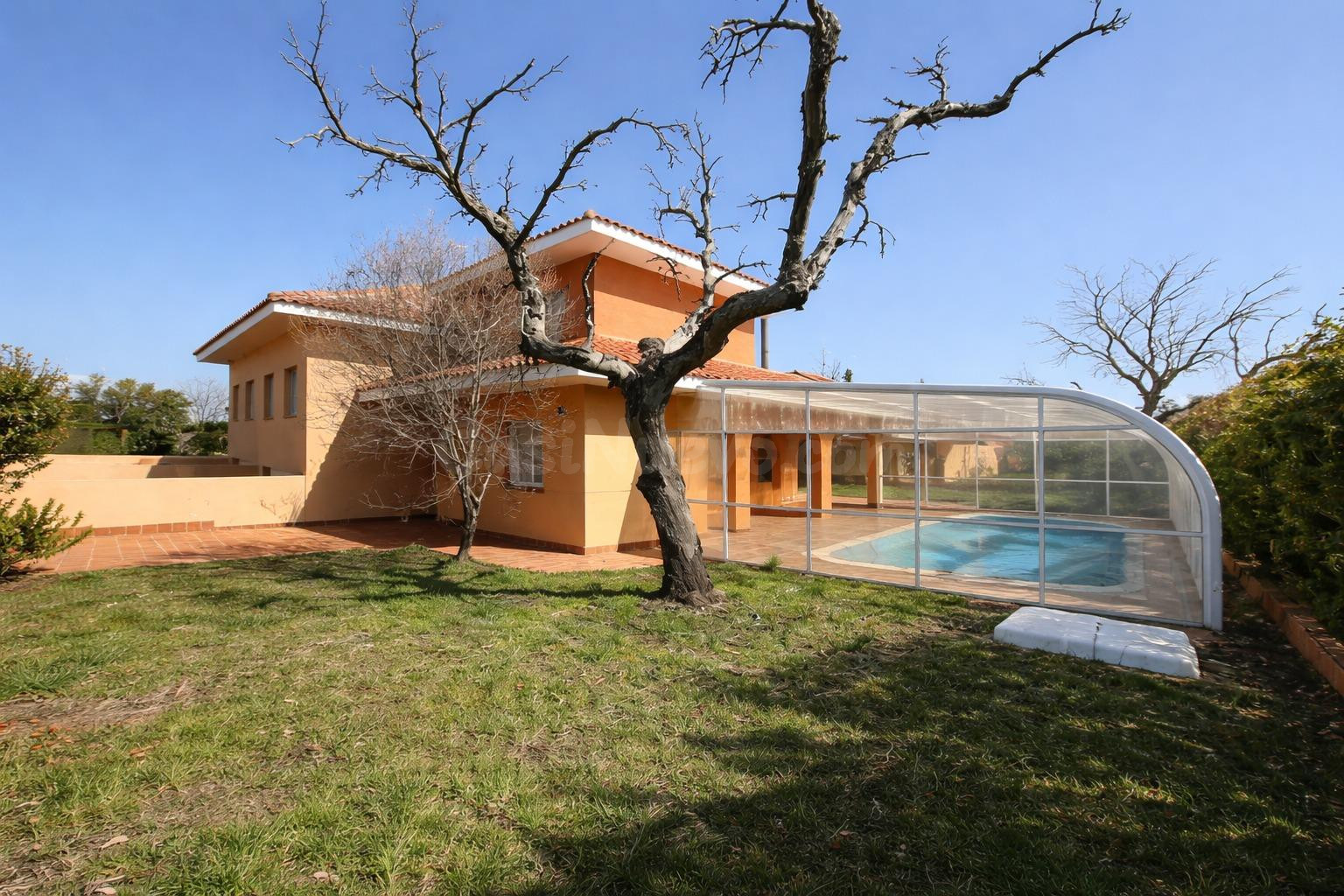 Urbis te ofrece un chalet pareado en venta en Urb. Oasis Gol - foto 3