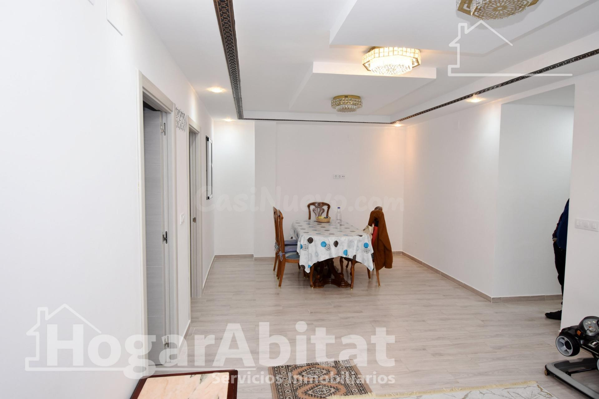 MUY AMPLIO Y REFORMADO JUNTO AL CENTRO DE SALUD - foto 3