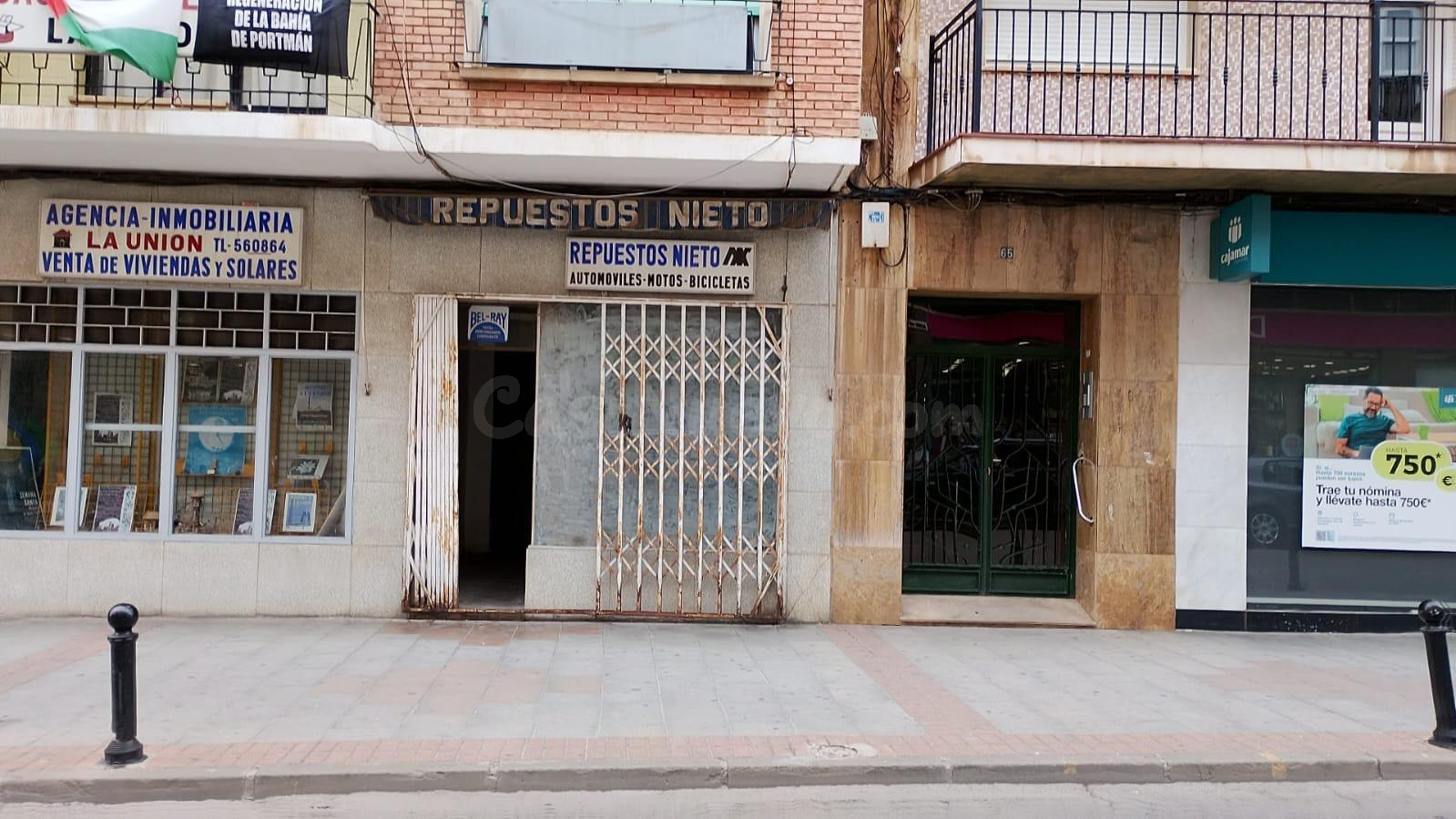 "Local comercial en Calle Mayor de La Unión | Máxima visibil