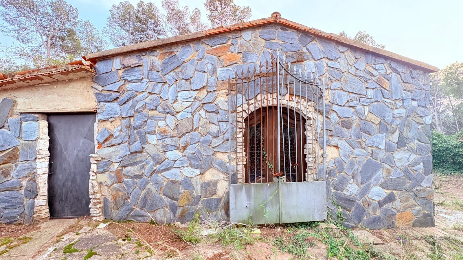 TERRENY RÚSTIC, AL BOSC DE GUANTA