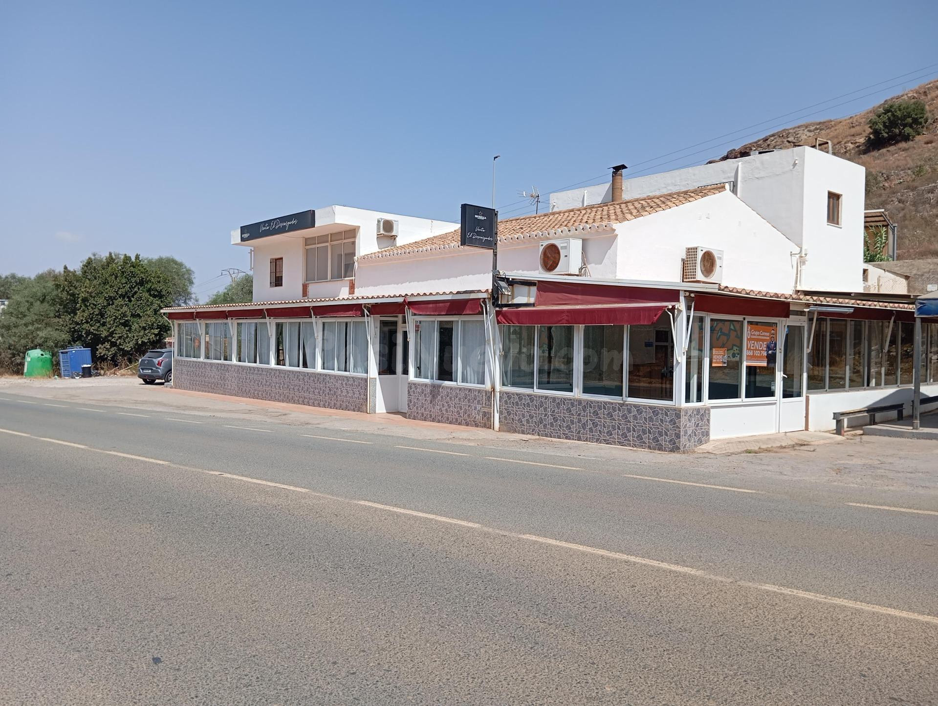 ️ NEGOCIO DE RESTAURACIÓN EN VENTA EN EL DESCARGADOR – LA UN