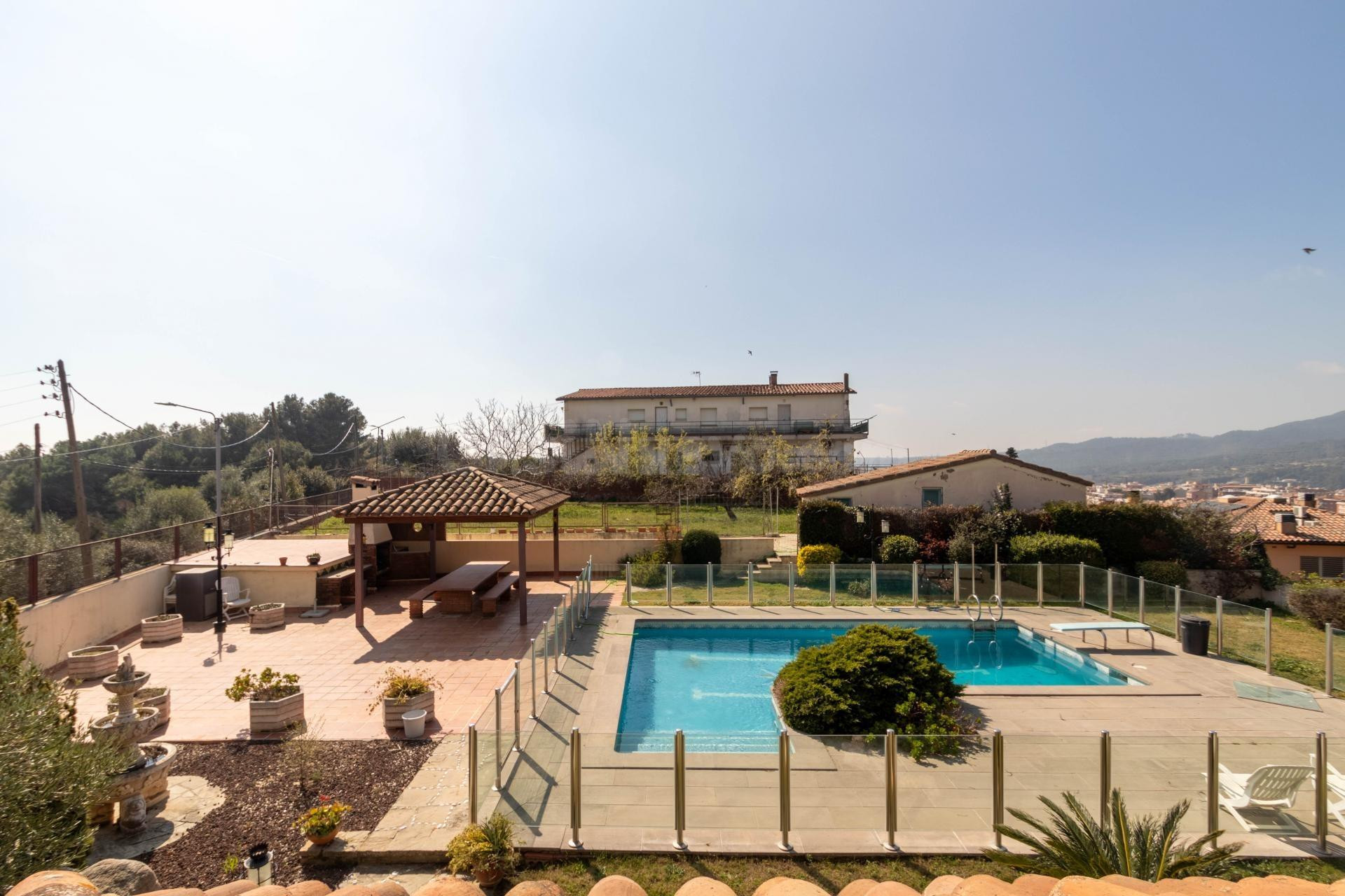 CASA ESPECTACULAR ALS FRUITERS
