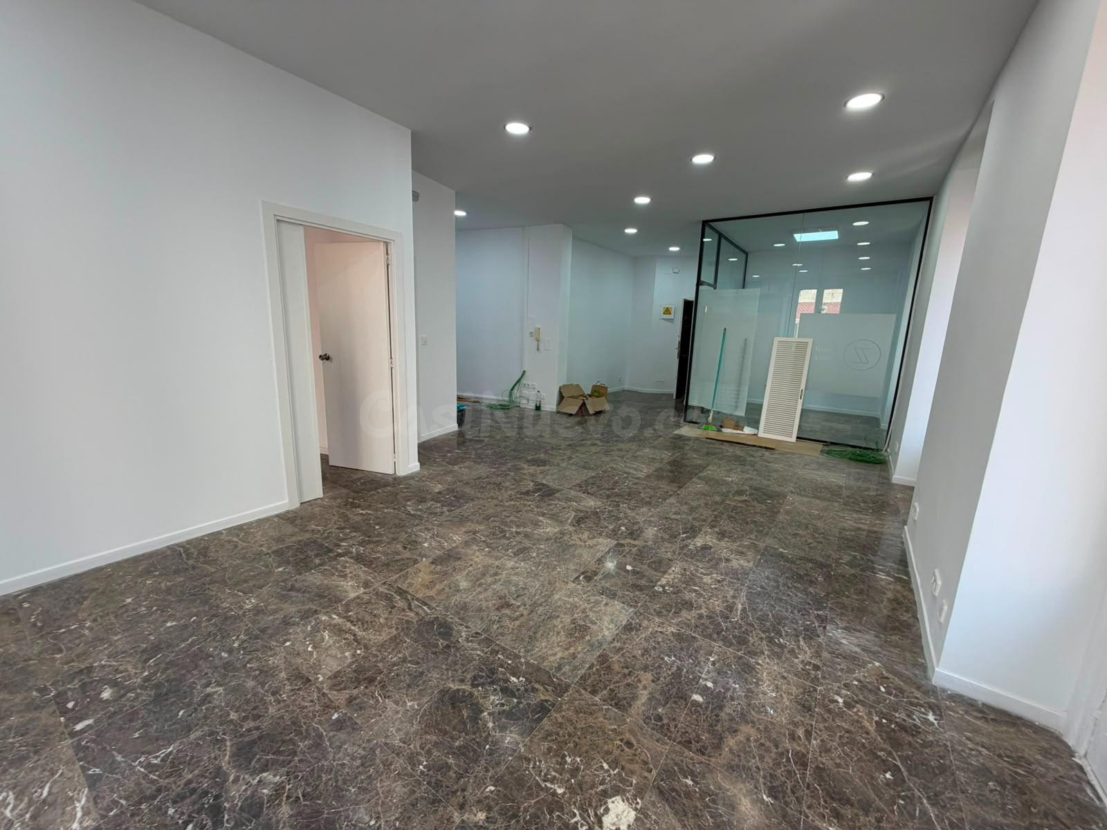 OFICINA EN ALQUILER EN EL EDIFICIO GRAN HOTEL – CENTRO DE CA - foto 5