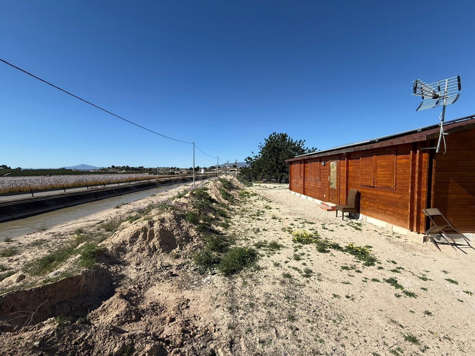 Parcela de 3.214 m2 con casa NUEVA en La Matanza (Fortuna) - foto 4