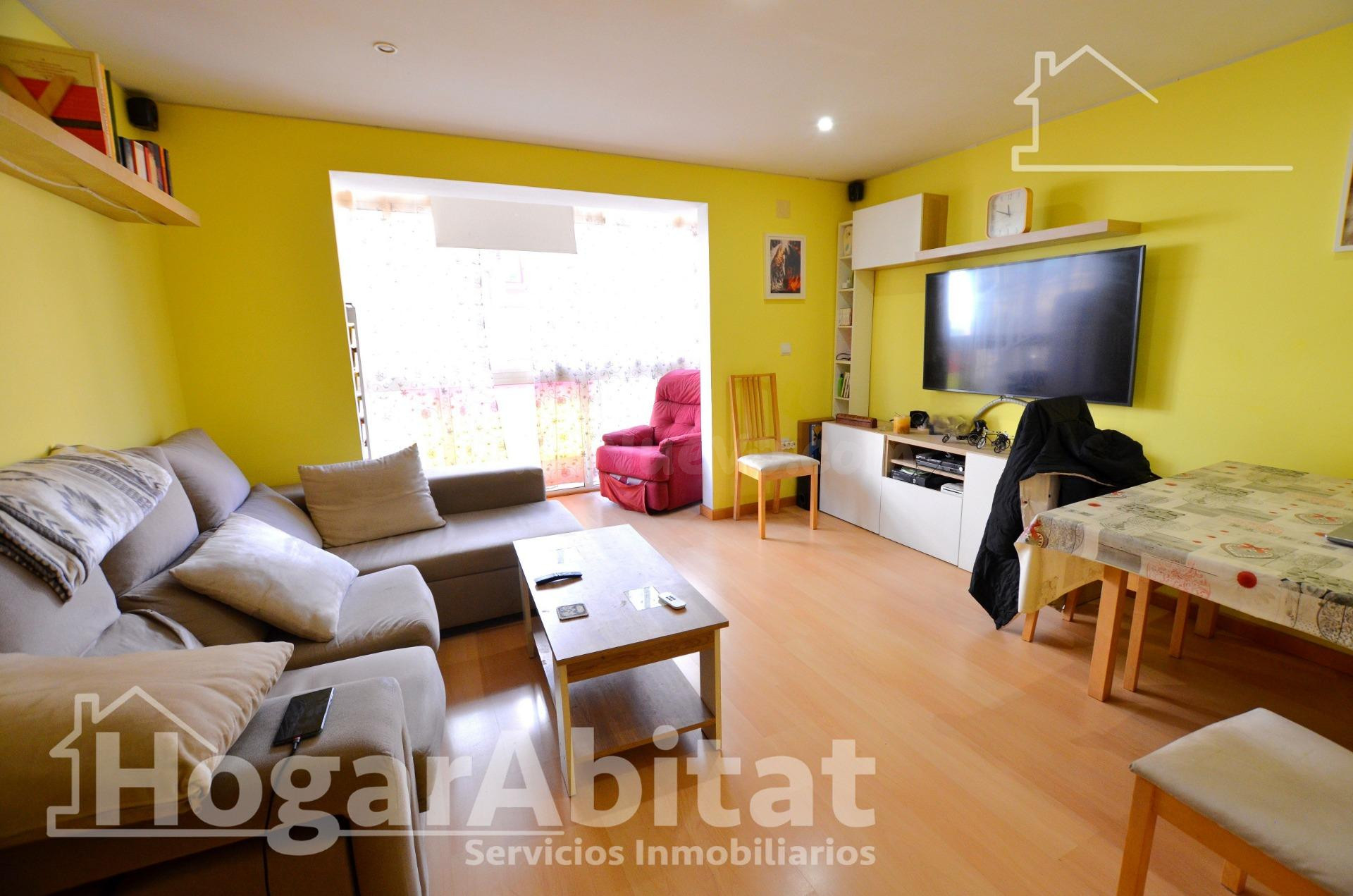 ¡MODERNO Y LUMINOSO! EXTERIOR Y REFORMADO CON PATIO, TODO AM - foto 4