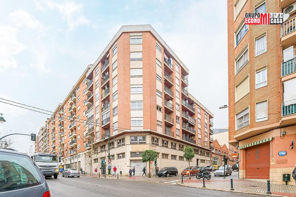LOCAL COMERCIAL EN ALCOY, ALICANTE