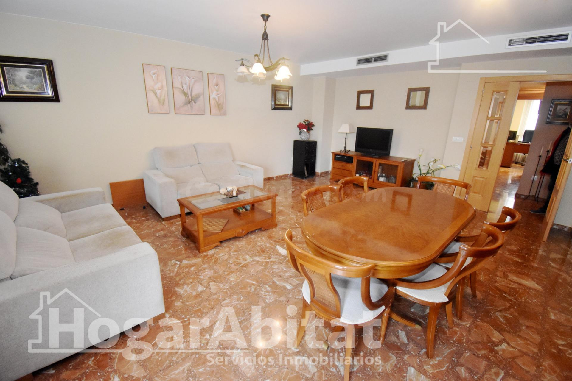 PRECIOSO ÁTICO DUPLEX CON GARAJE, TRASTERO Y 4 TERRAZAS EN E - foto 4