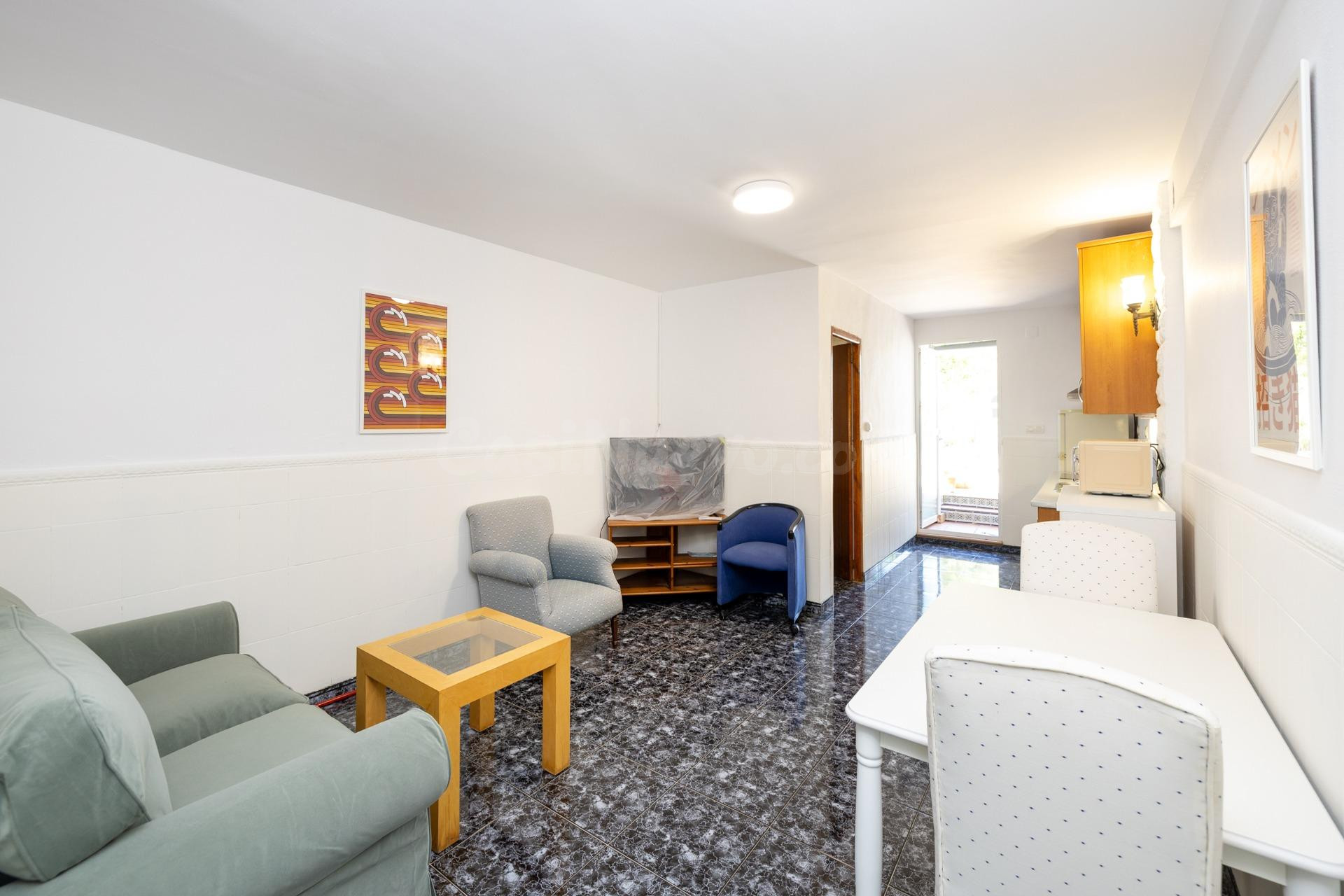 Apartamento con gran patio privado y cocina de verano, junto