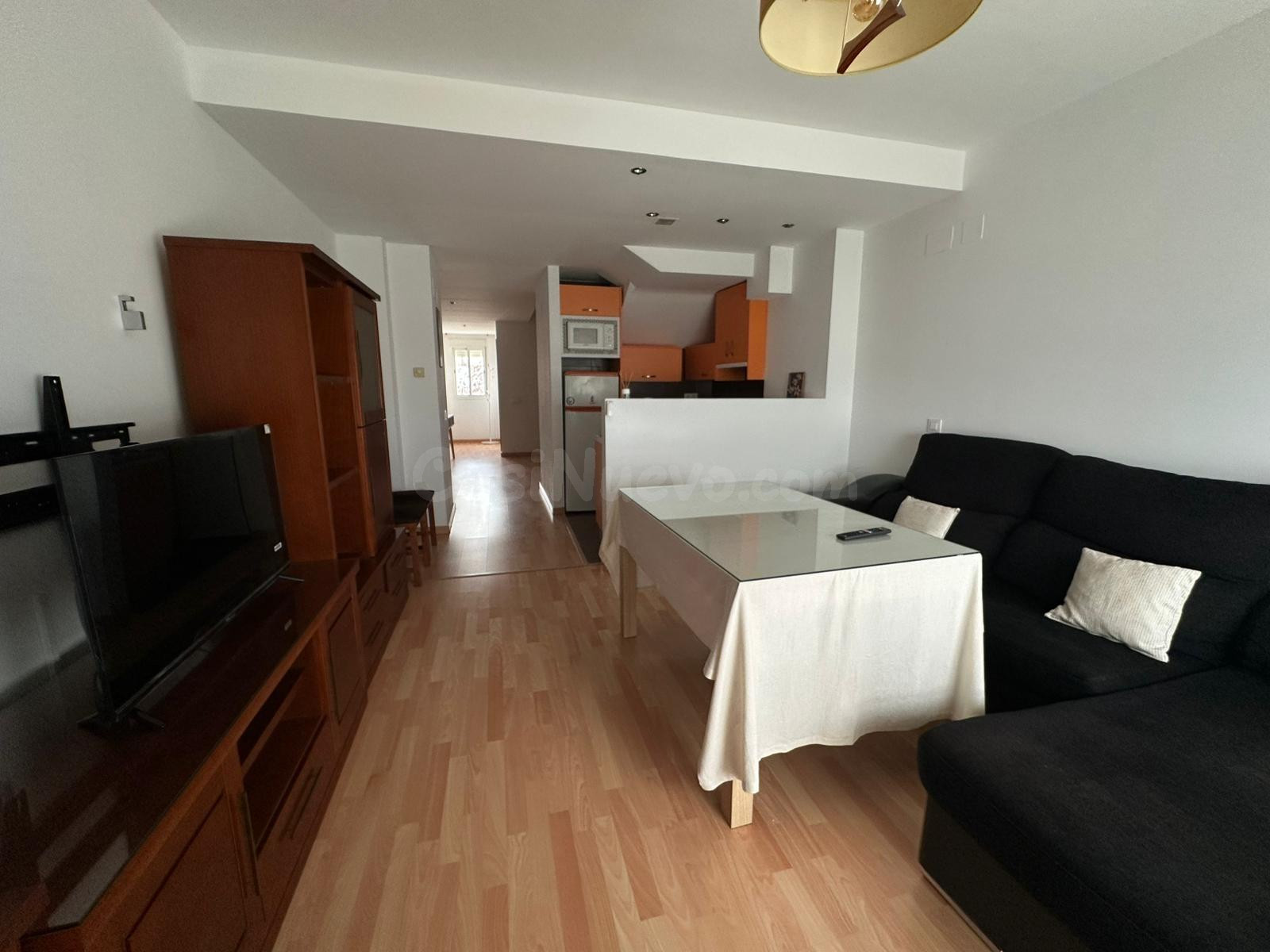 Apartamento con terraza en Carretera de la Corte, ideal para invertir