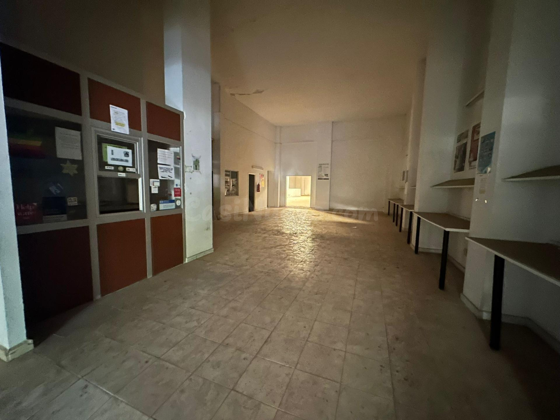 ¡Oportunidad Única en San Fernando! Local Comercial a la Ven - foto 3