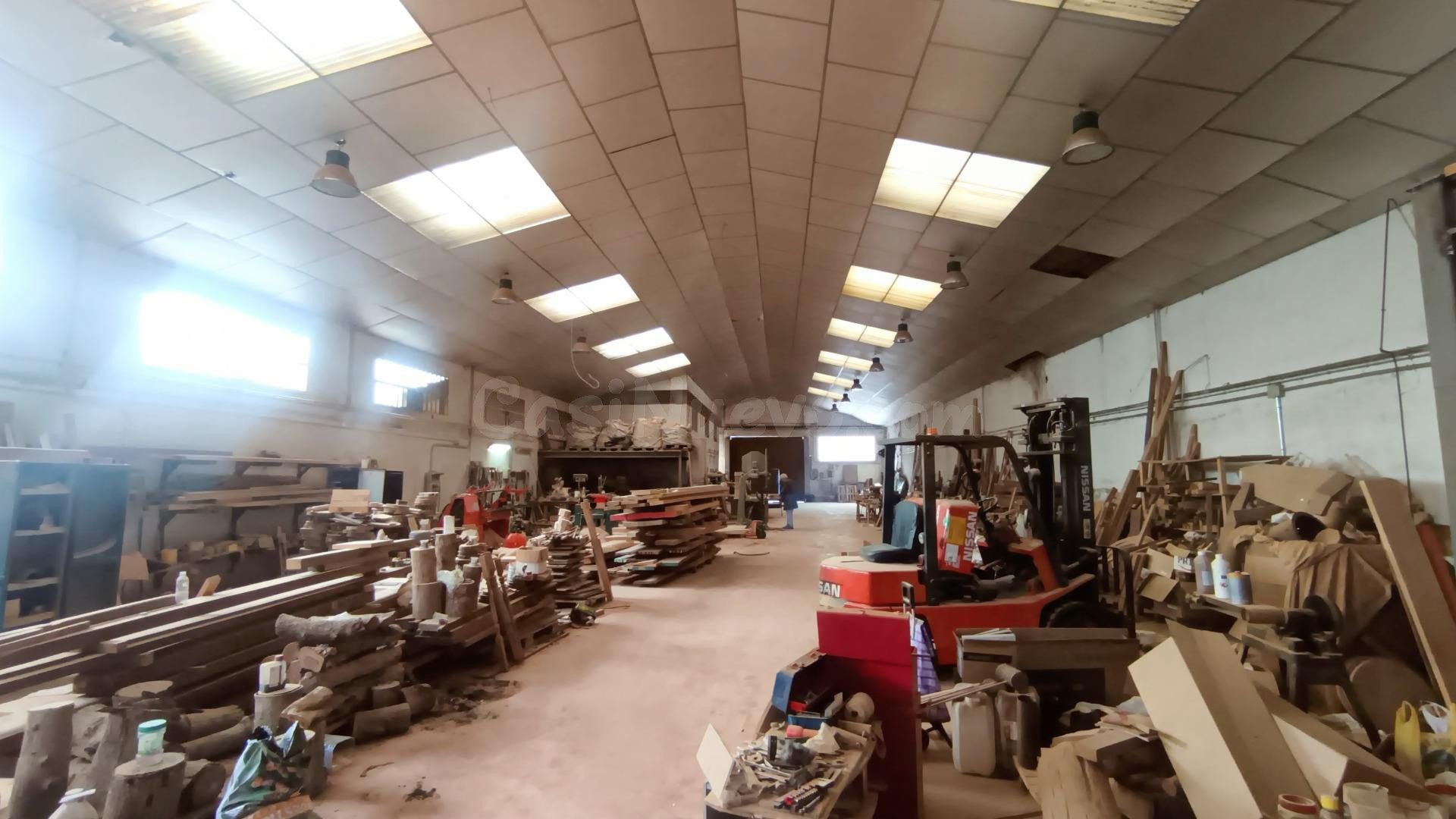 NAVE INDUSTRIAL DE GRAN TAMAÑO. IDEAL PARA ALMACEN Y/O CUALQ - foto 5