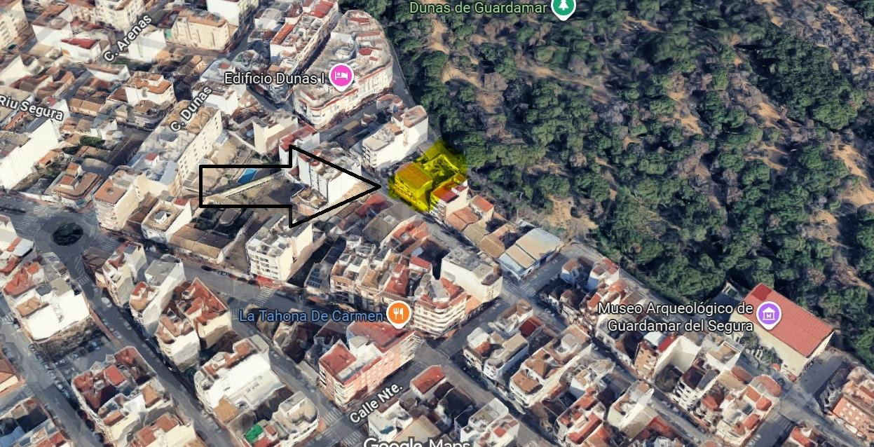 Parcela urbana de más de 400 m2 en Guardamar con dos orienta - foto 3