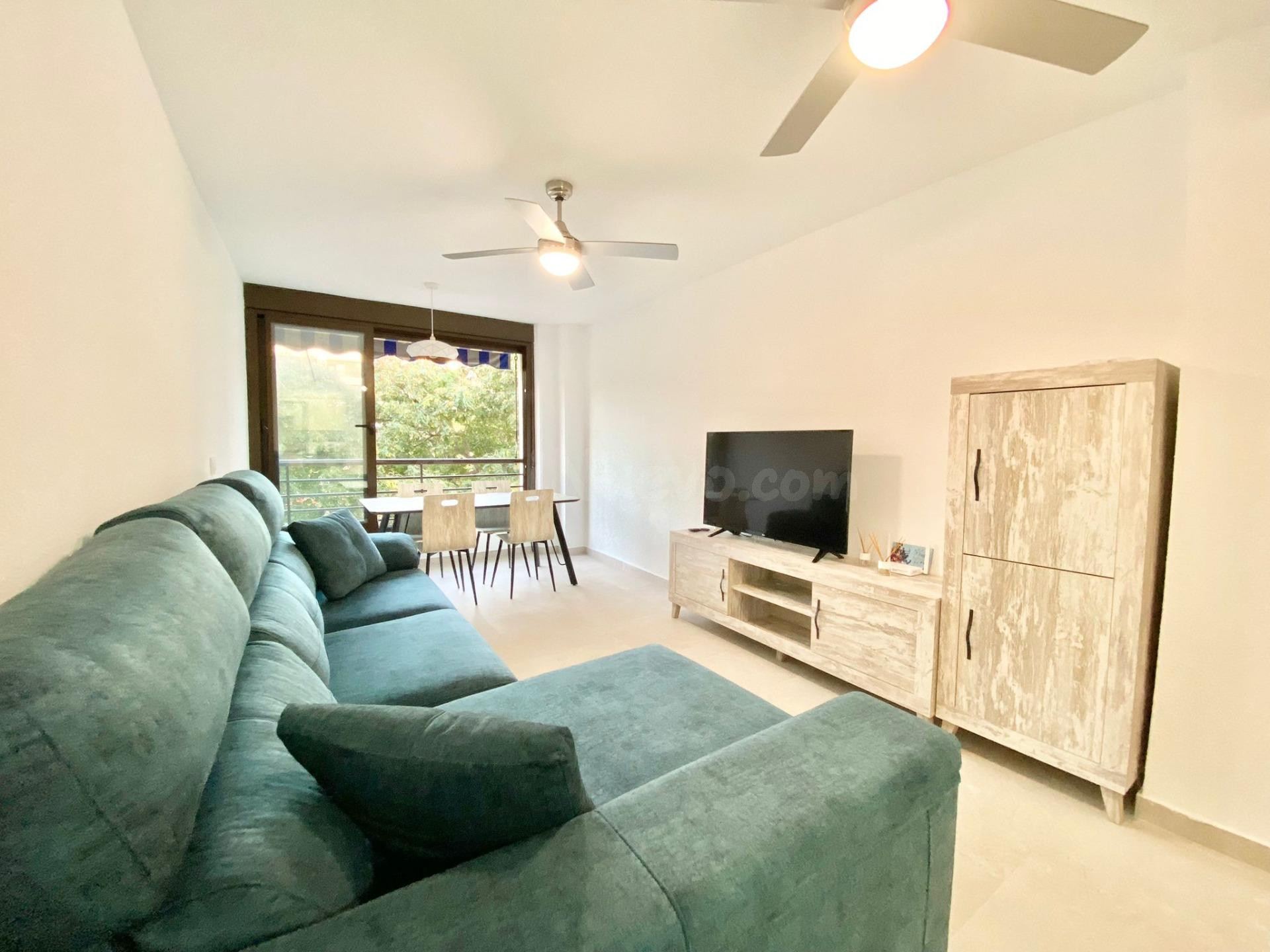 Alquiler de larga estancia de Bonito apartamento reformado e - foto 3