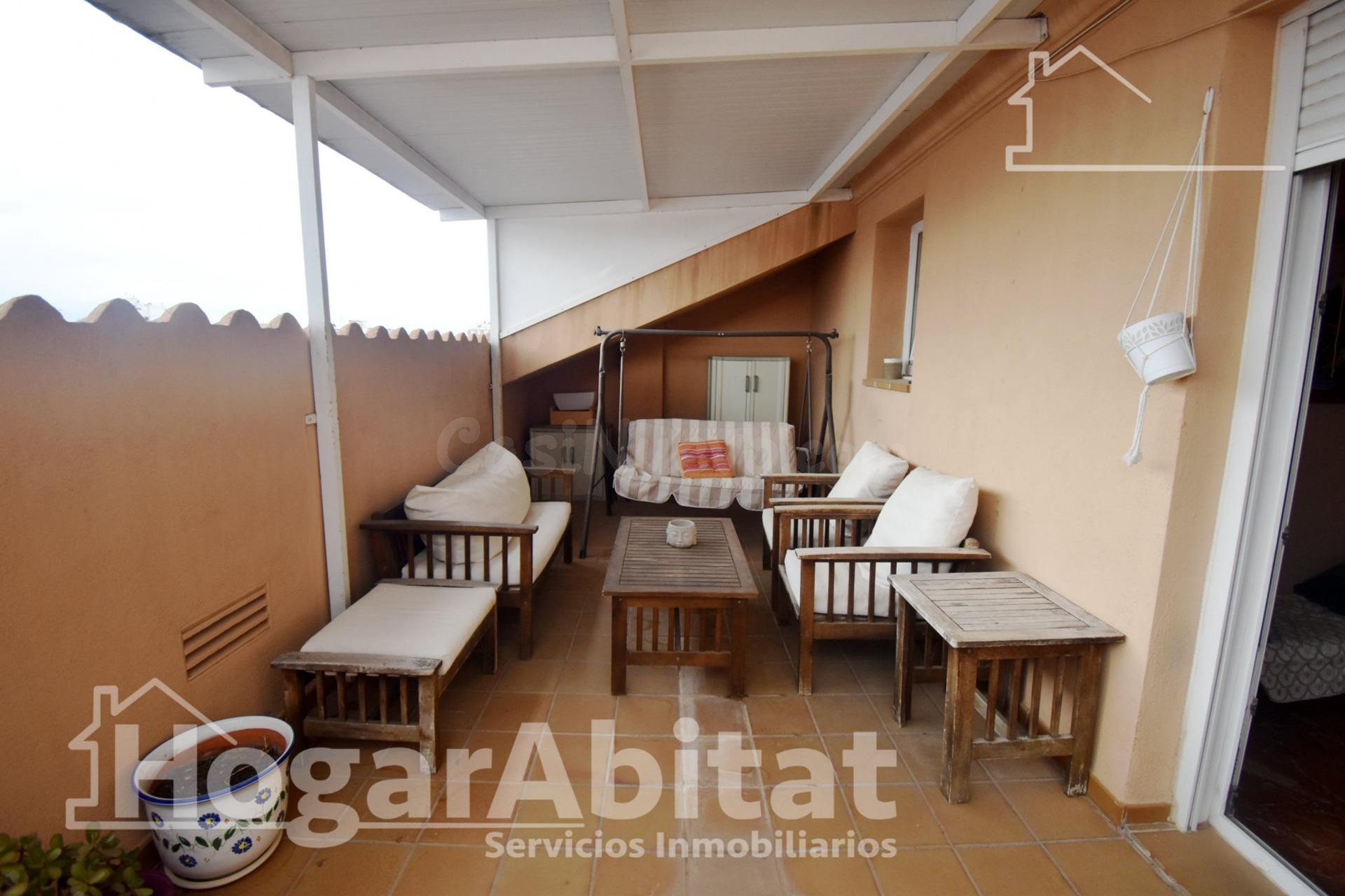 PRECIOSO ÁTICO DUPLEX CON GARAJE, TRASTERO  Y 4 TERRAZAS EN EL CENTRO