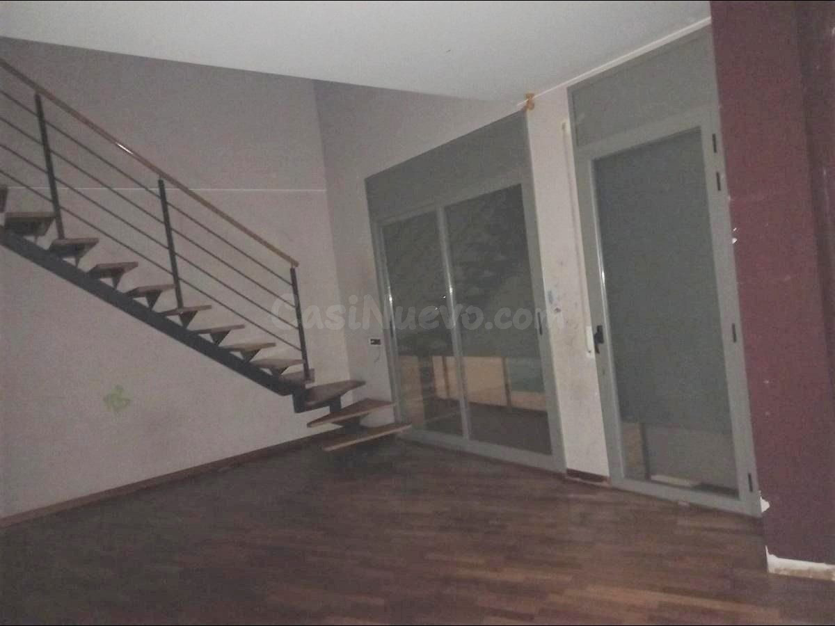 AMPLIO DÚPLEX DE 3 habitaciones EN EGARA - foto 4