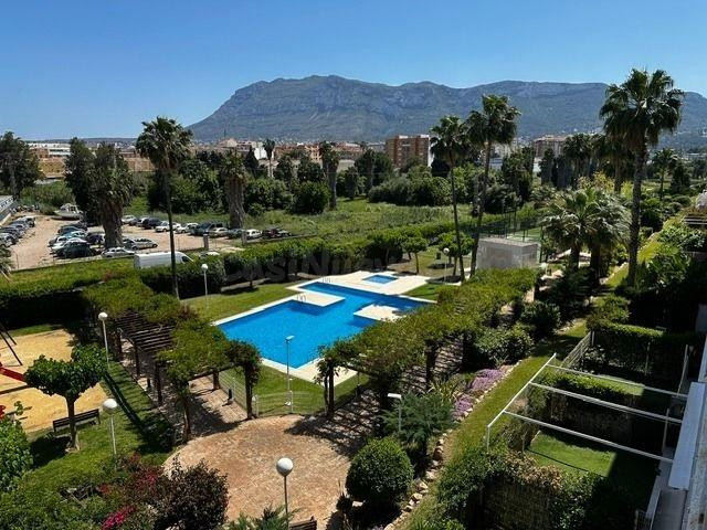 EXCLUSIVO APARTAMENTO A 300 m DE LA PLAYA EN DÉNIA, CON  GAR - foto 5