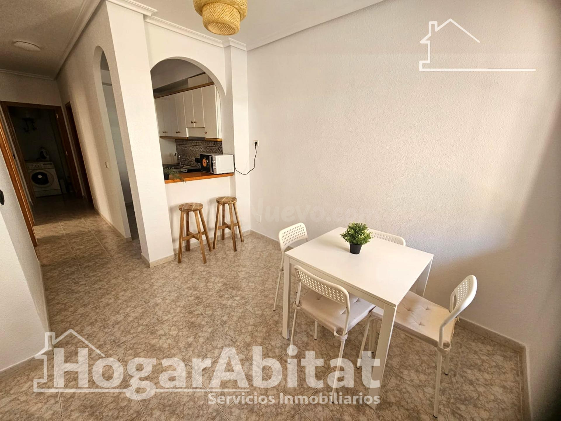 ¡OPORTUNIDAD! ADOSADO CON PISCINA Y GARAJE CERCA DE LA PLAYA - foto 5