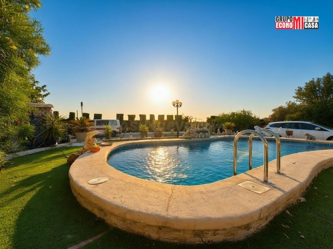 CHALET INDEPENDIENTE EN ELCHE. ALICANTE