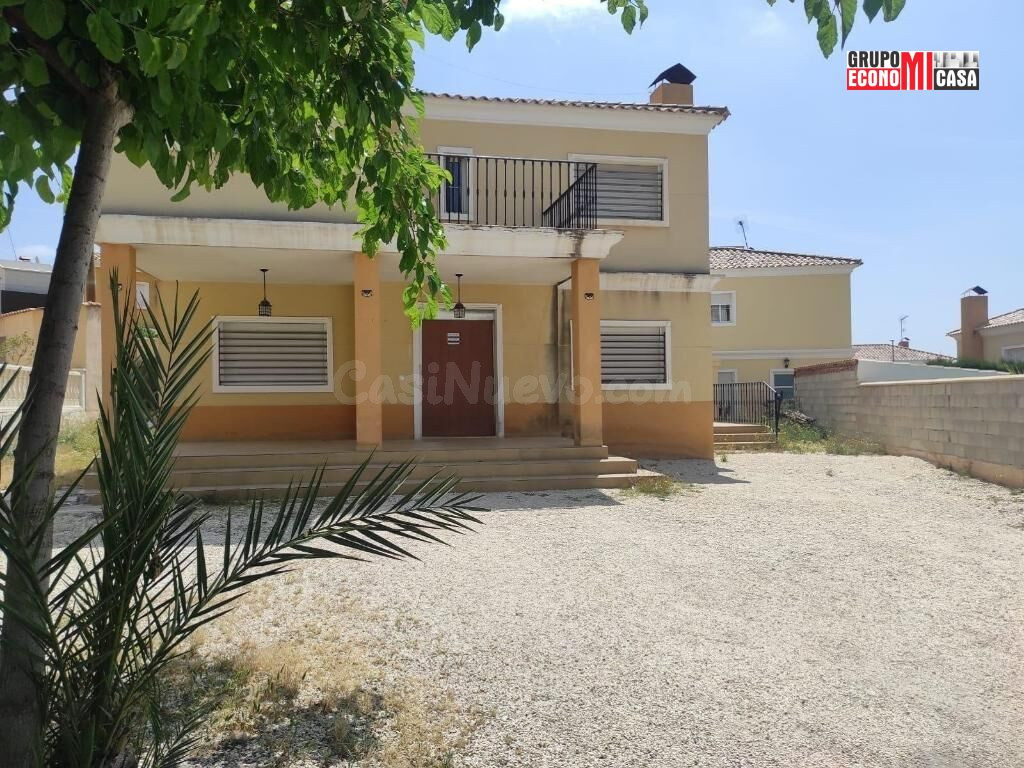 CHALET EN ASPE. ALICANTE