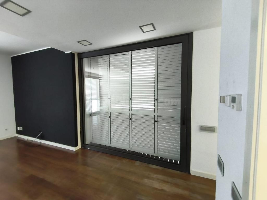 CASA DE CINCO habitaciones EN PINEDA DEL MAR - foto 4