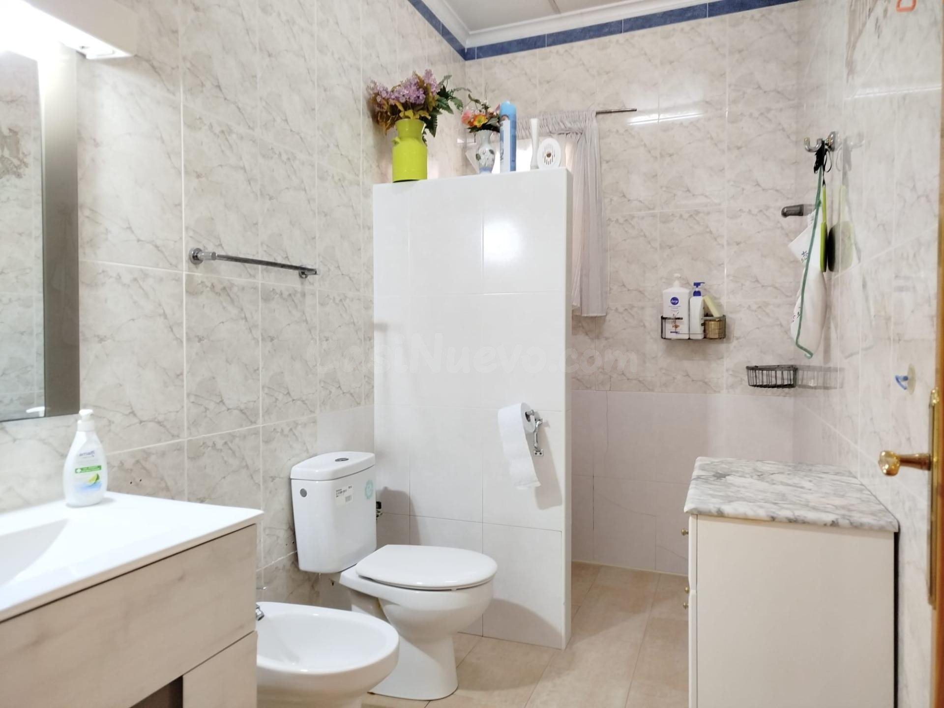 ¡Se vende en Puente Tocinos amplia casa con patio! - foto 4