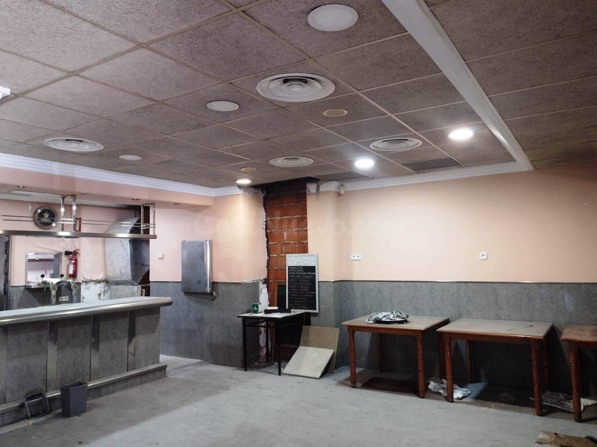 ¡Se vende en Vistabella Local Comercial para reformar! - foto 2