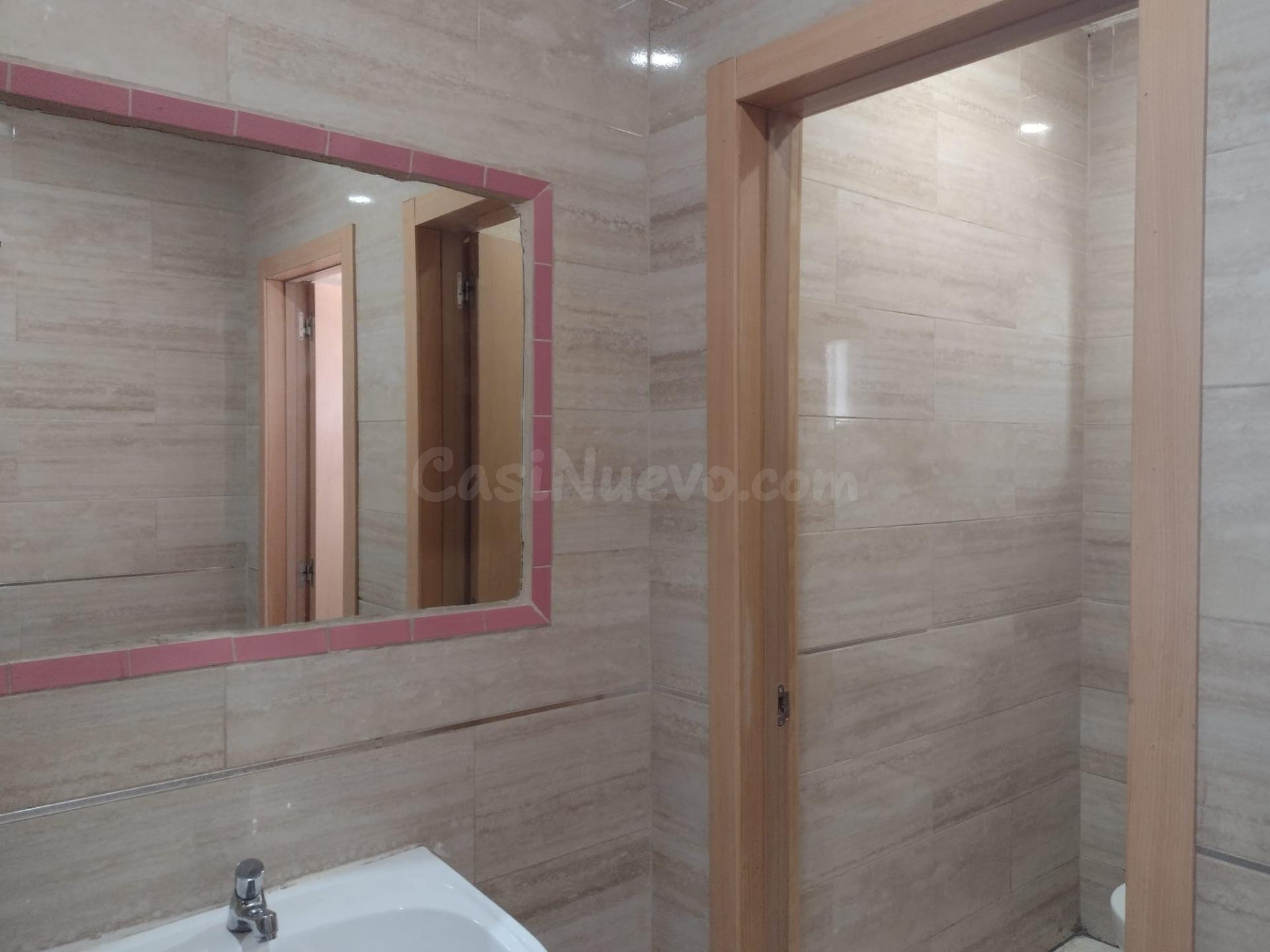 ¡Se alquila estupenda nave en Zarandona! - foto 5