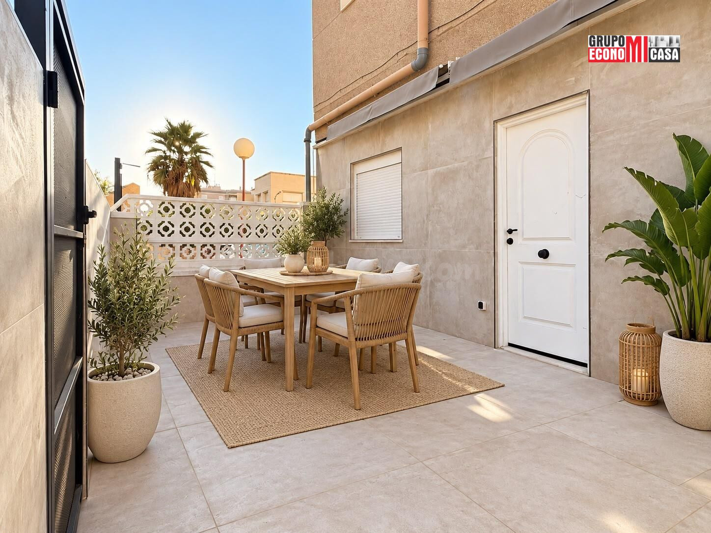 Loft reformado con terraza privada y garaje a un paso del mar en Santa Pola, Alicante