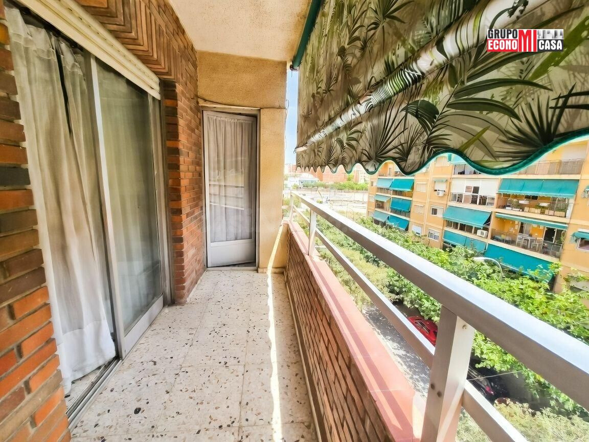 Piso exterior junto a la Nueva Ciudad de la Justicia y a un  - foto 3