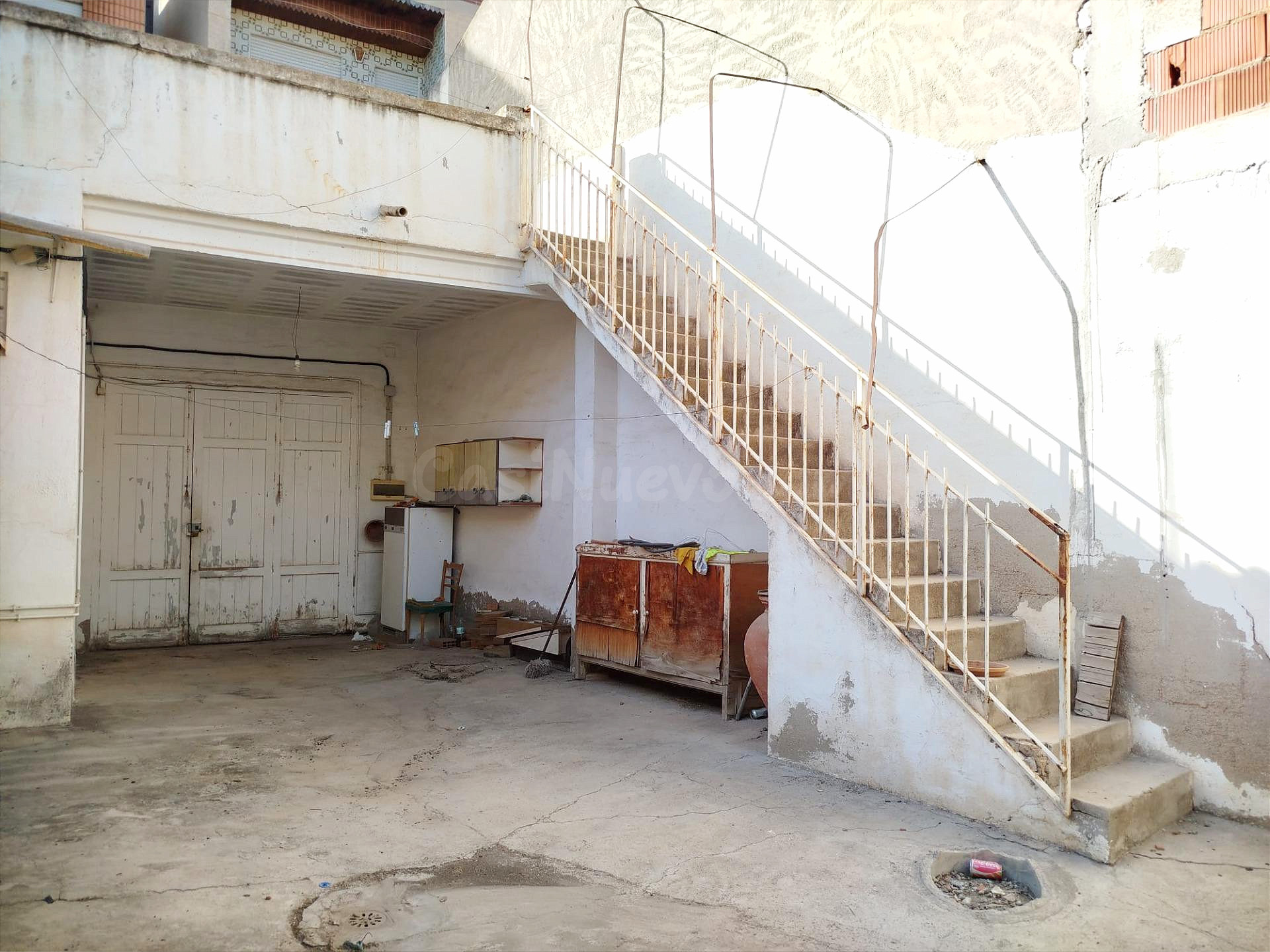 Amplia Casa en el Centro de Beniel - Oportunidad para Reform - foto 4