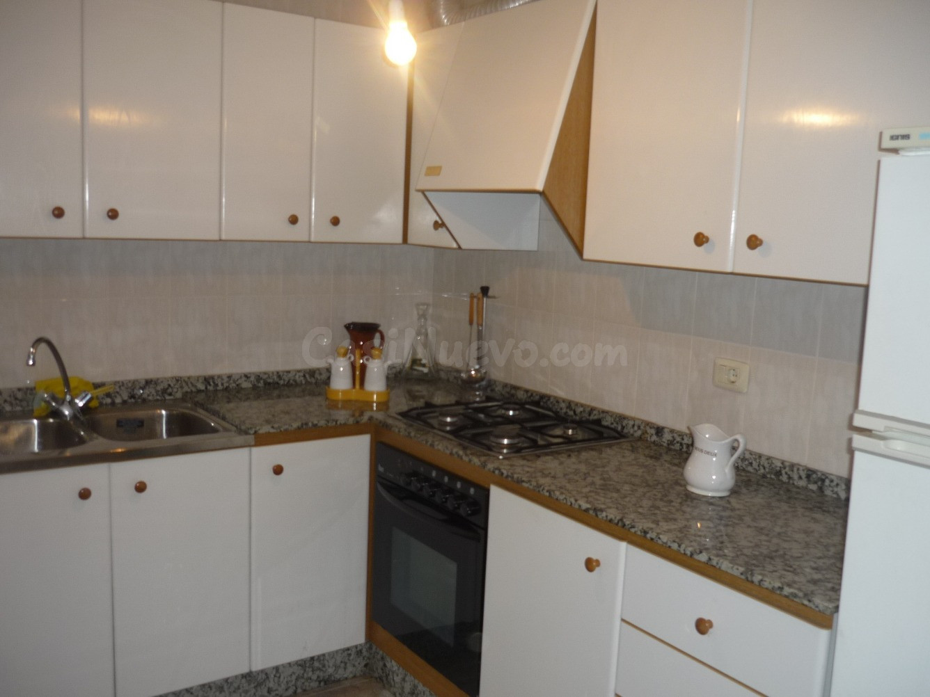 CASA EN VENTA  CON GARAJE EN BENLLOCH