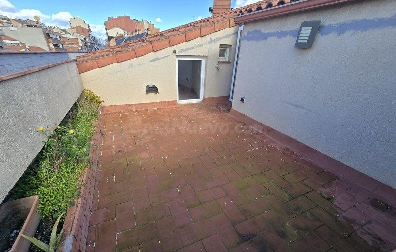 DÚPLEX DE 4 habitaciones EN RUBÍ