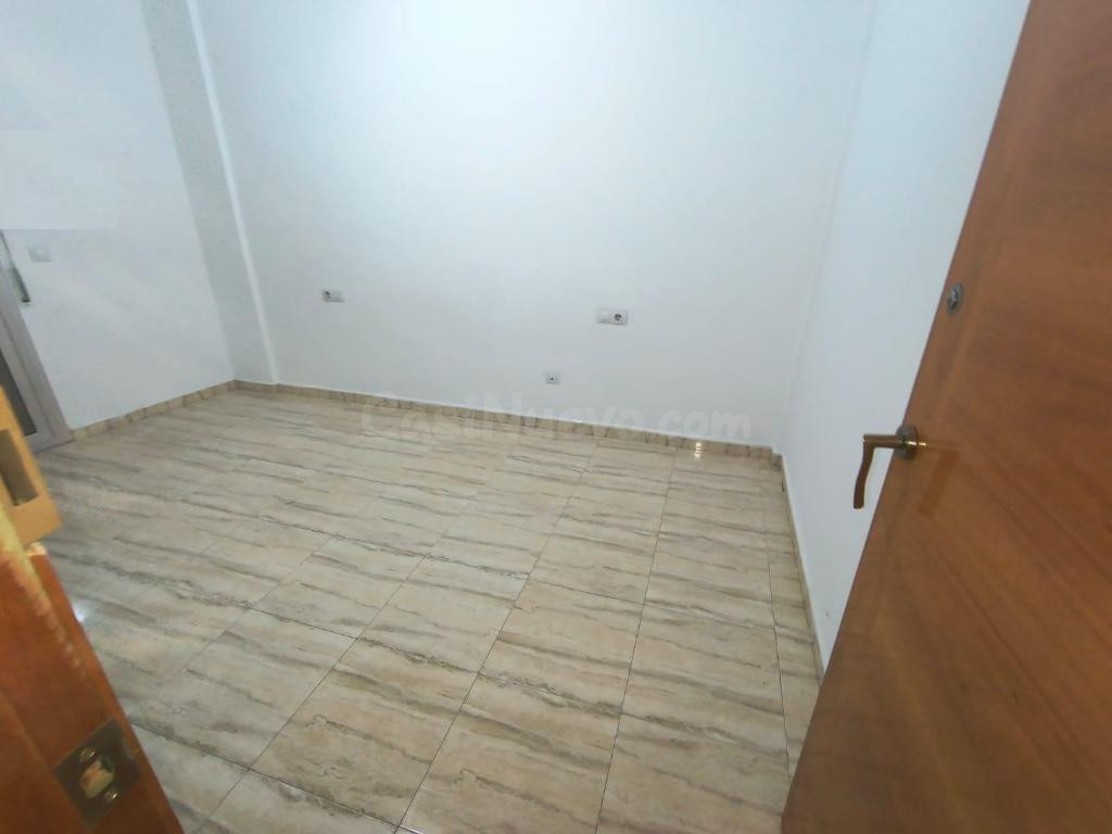 DÚPLEX EN MATARO - foto 2