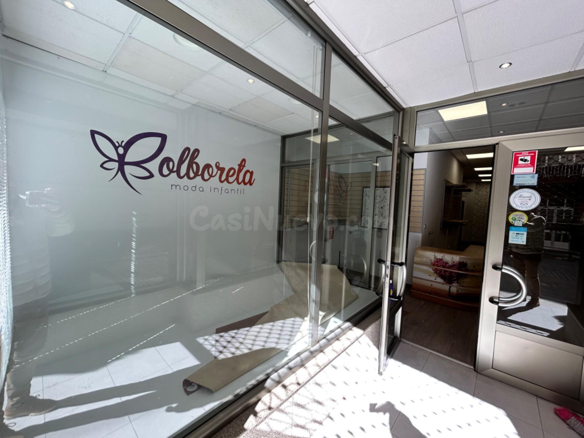 SE VENDE O SE ALQUILA LOCAL COMERCIAL EN PLENA CALLE PEATONA - foto 4