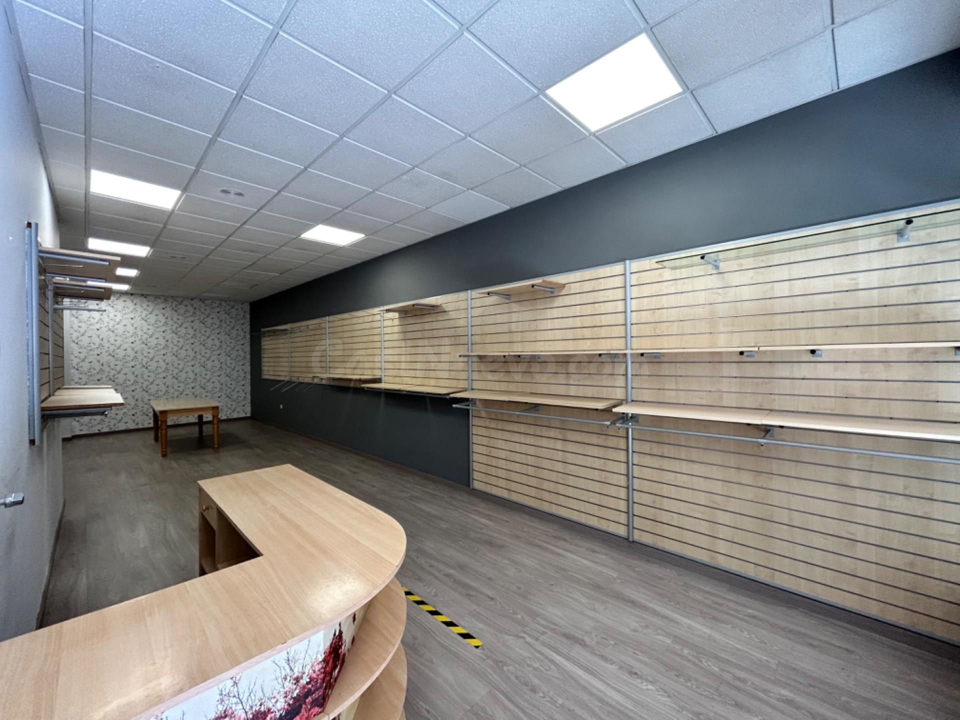 SE VENDE O SE ALQUILA LOCAL COMERCIAL EN PLENA CALLE PEATONA - foto 5