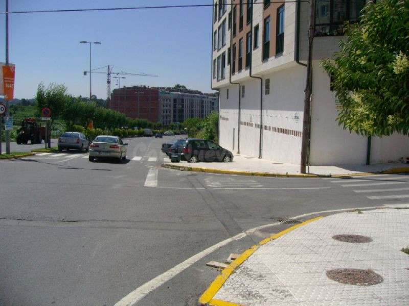BAJO COMERCIAL Y ENTREPLANTA  EN ALQUILER Y VENTA - foto 3