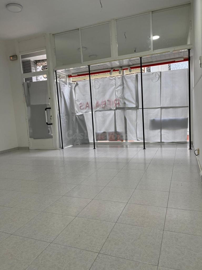 SE VENDE O SE ALQUILA LOCAL EN RIBEIRA - foto 3
