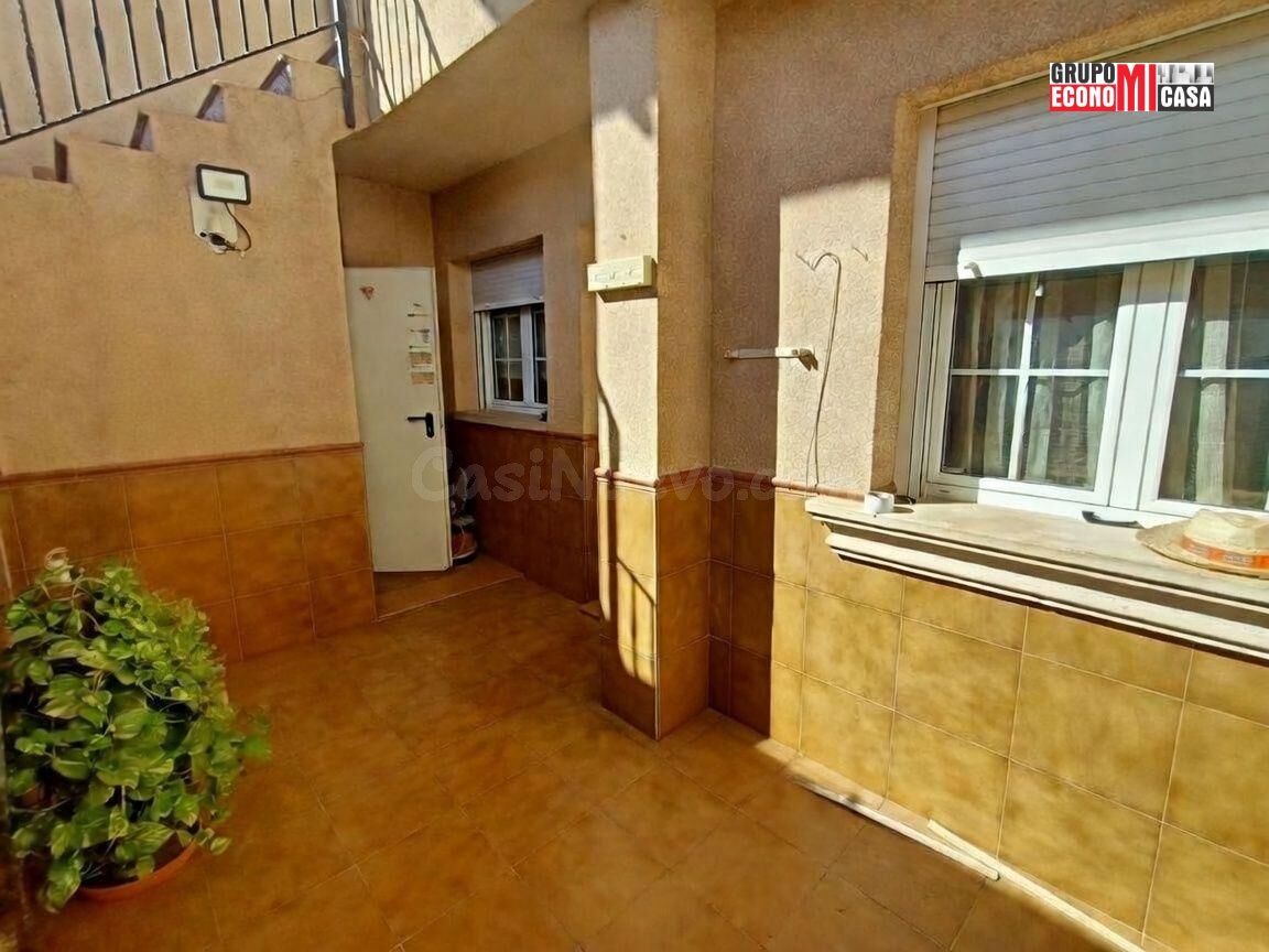 Chalet independiente único por espacio, calidades y privacid