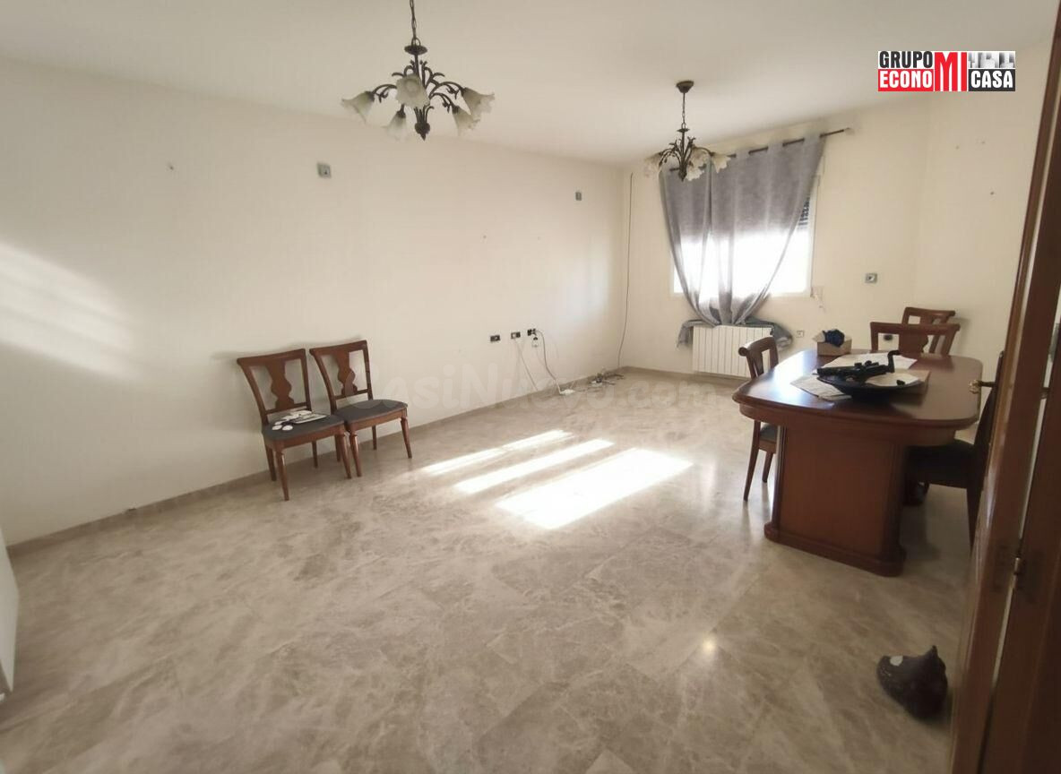 Chalet independiente único por espacio, calidades y privacid - foto 3