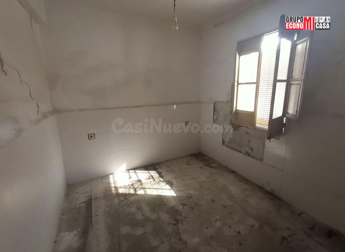 ¡OPORTUNIDAD ÚNICA DE INVERSIÓN EN EL CORAZÓN DE LOS GARRES! - foto 2